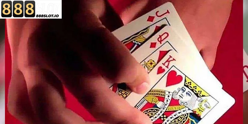 Lưu ý quan trọng khi tham gia đánh bài online tránh mất tiền oan